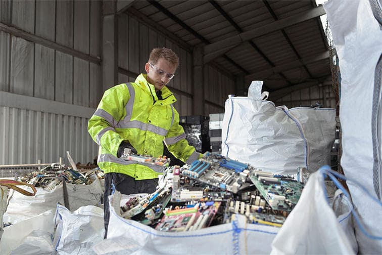 How E-Waste Recycling Is Reshaping the Global Circular Economy?